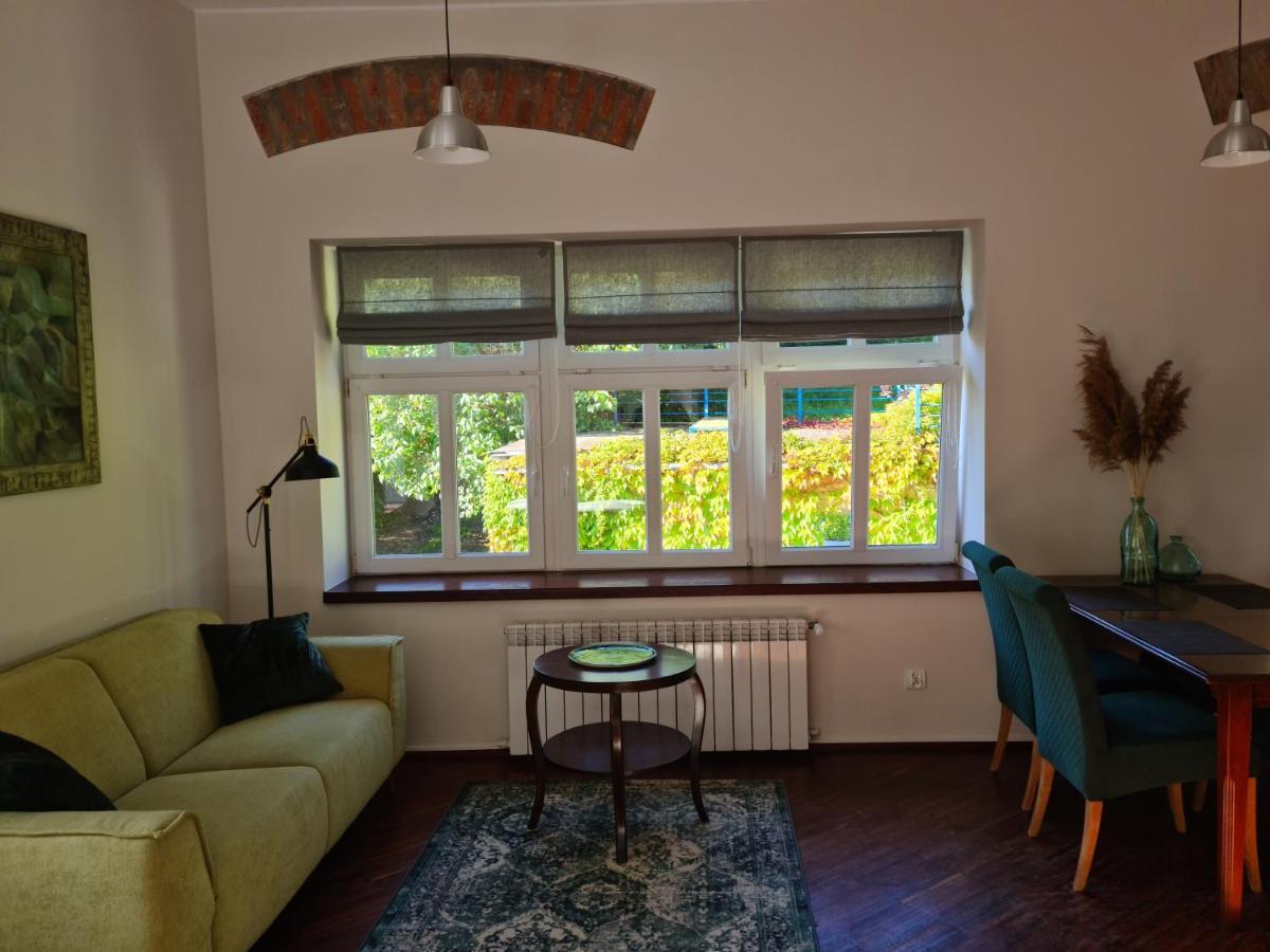 Apartament W Starej Szkole Apartment Srebrna Gora Exterior photo